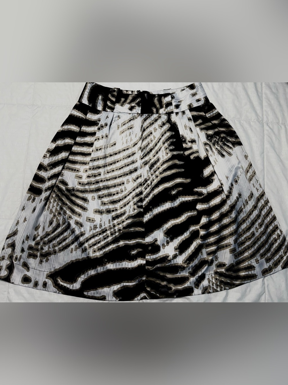 Worthington Black and White Pleated A-Line Skirt Co 10